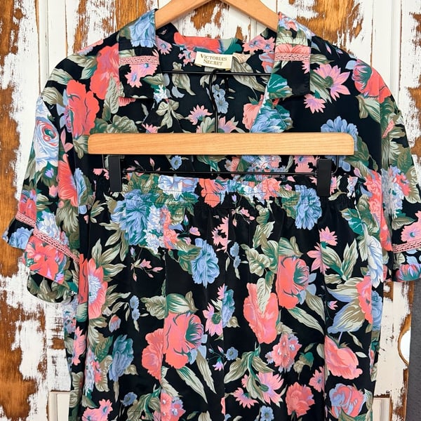 Victoria’s Secret Vintage Floral Pajama Set Black Floral Button Up Top Shorts S