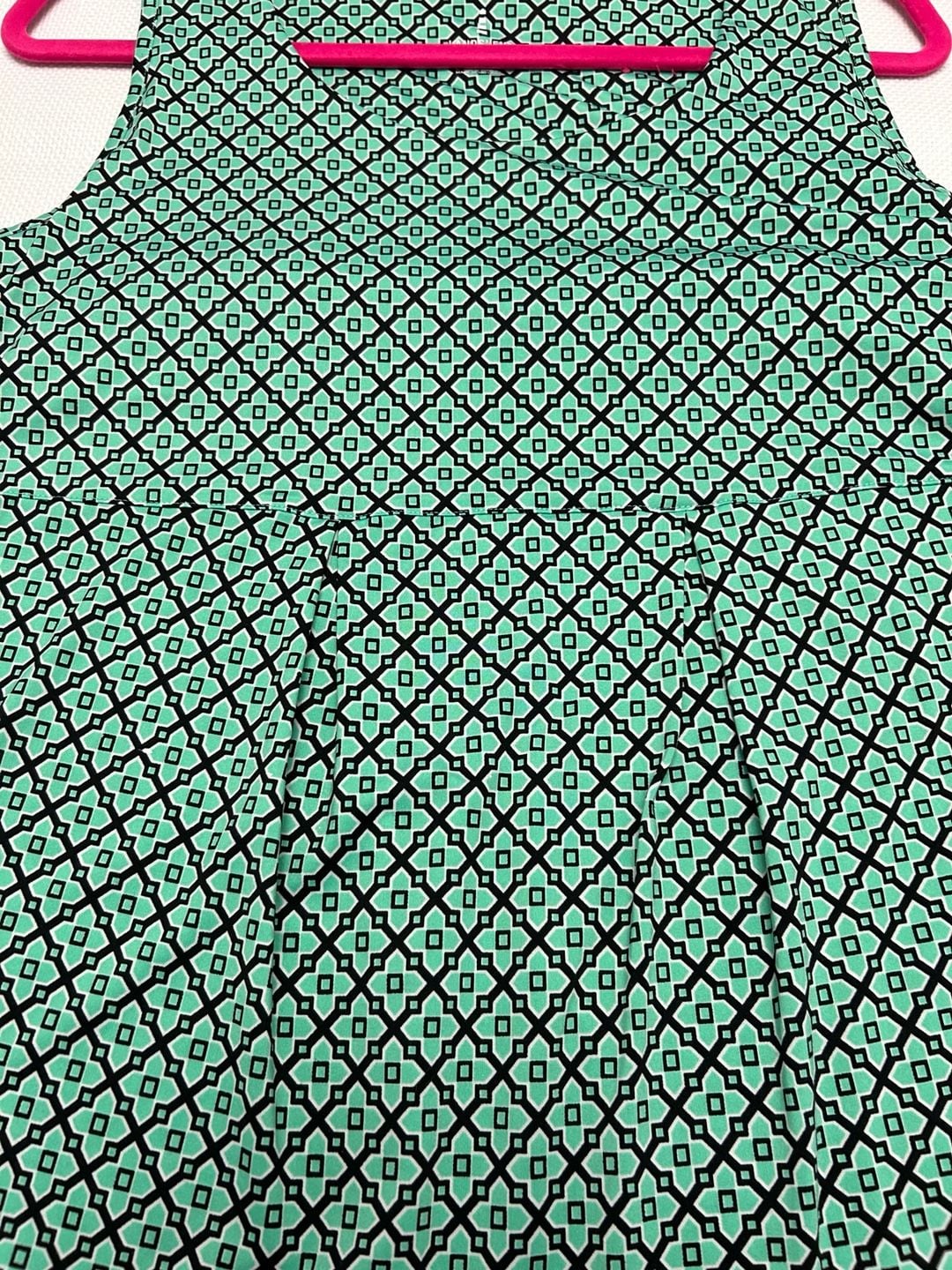 Lands' End Sleeveless Geometric Print Pleated Swing Tank Top 7