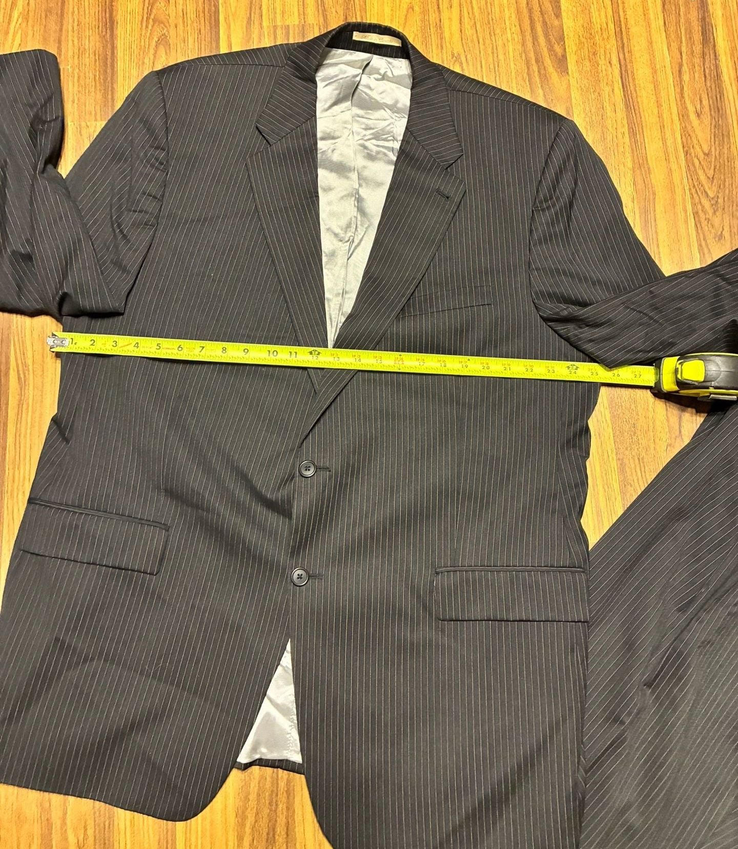 Peerless Couture International Men's Pinstripe Wool Suit 7