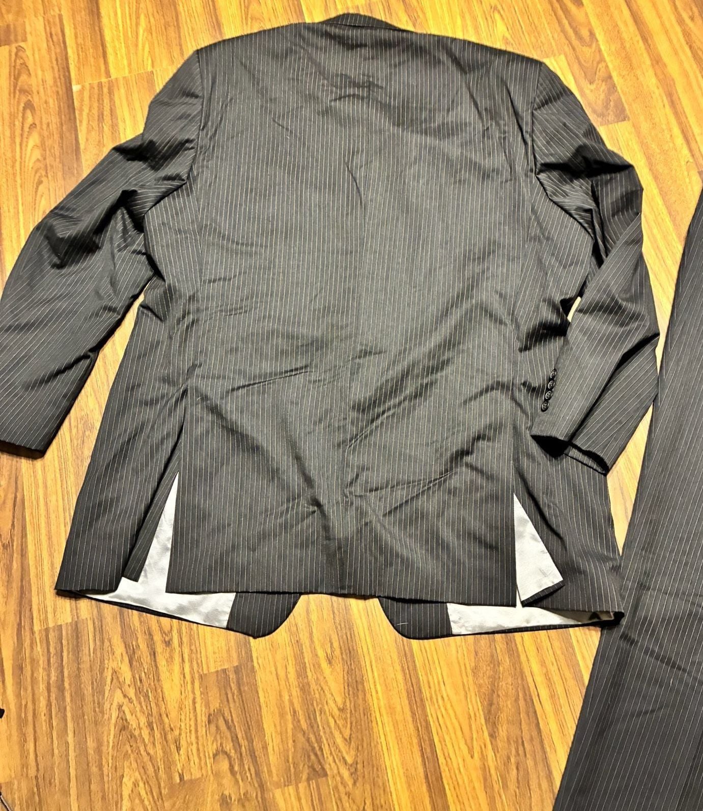 Peerless Couture International Men's Pinstripe Wool Suit 12