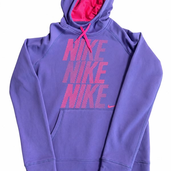 Nike Therma-Fit Women's Purple and Pink Graphic Pullover Hoodie