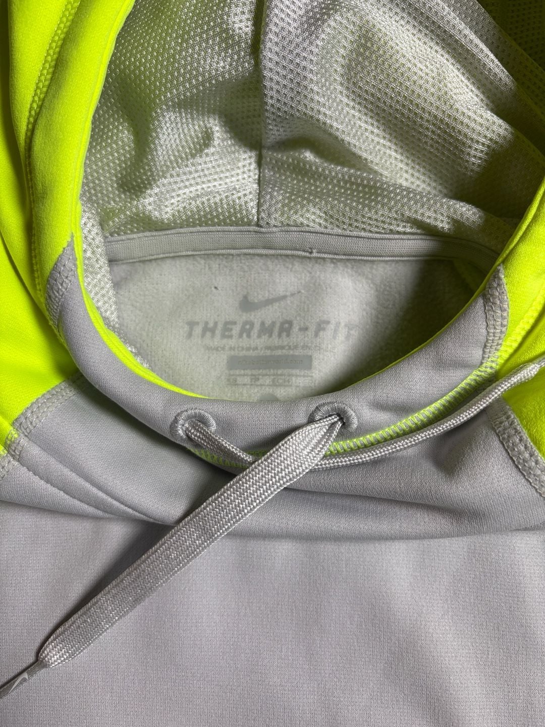 Nike Therma-Fit Gray and Neon Yellow Pullover Hoodie 3