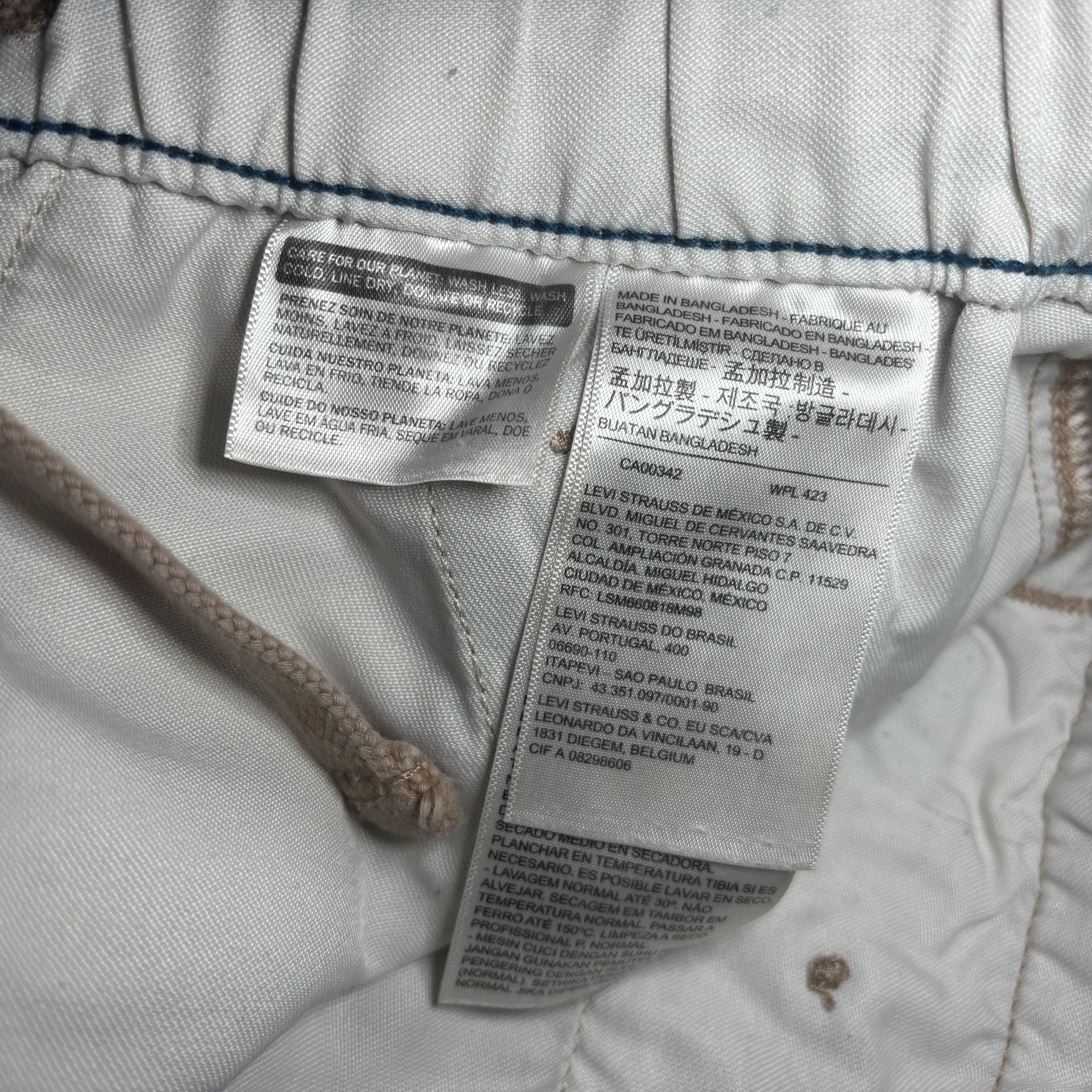 Levi's Men's XX Chino EZ Elastic Waist Khaki Pants 6