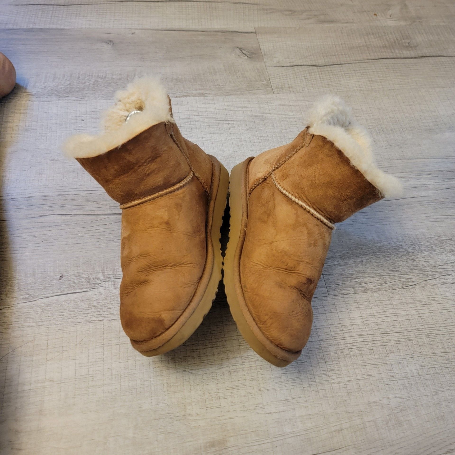 UGG Classic Bailey Button Mini Sheepskin Suede Ankle Boots in Chestnut 2