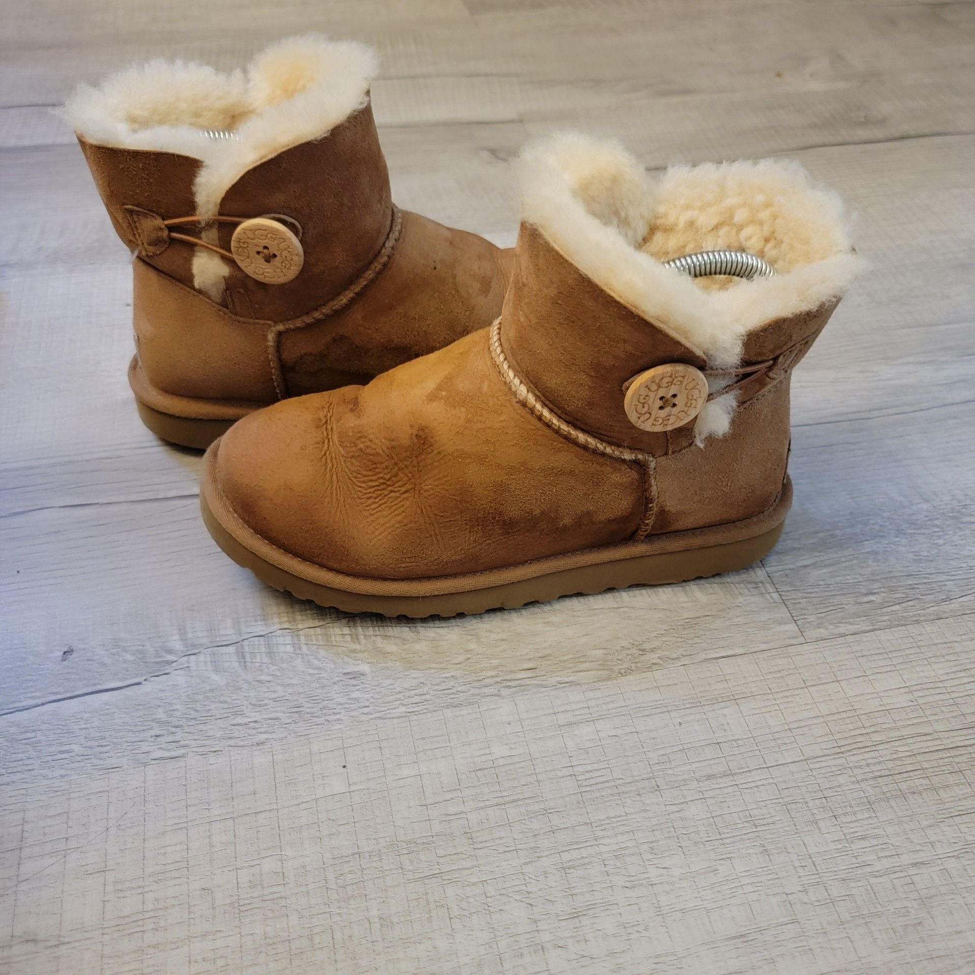 UGG Classic Bailey Button Mini Sheepskin Suede Ankle Boots in Chestnut 4