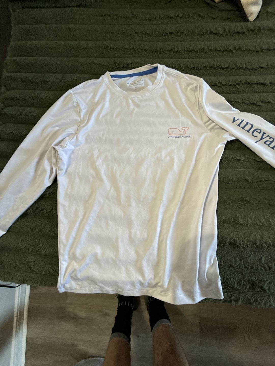 Vineyard Vines Performance Long-Sleeve Harbor Whale Tee 2