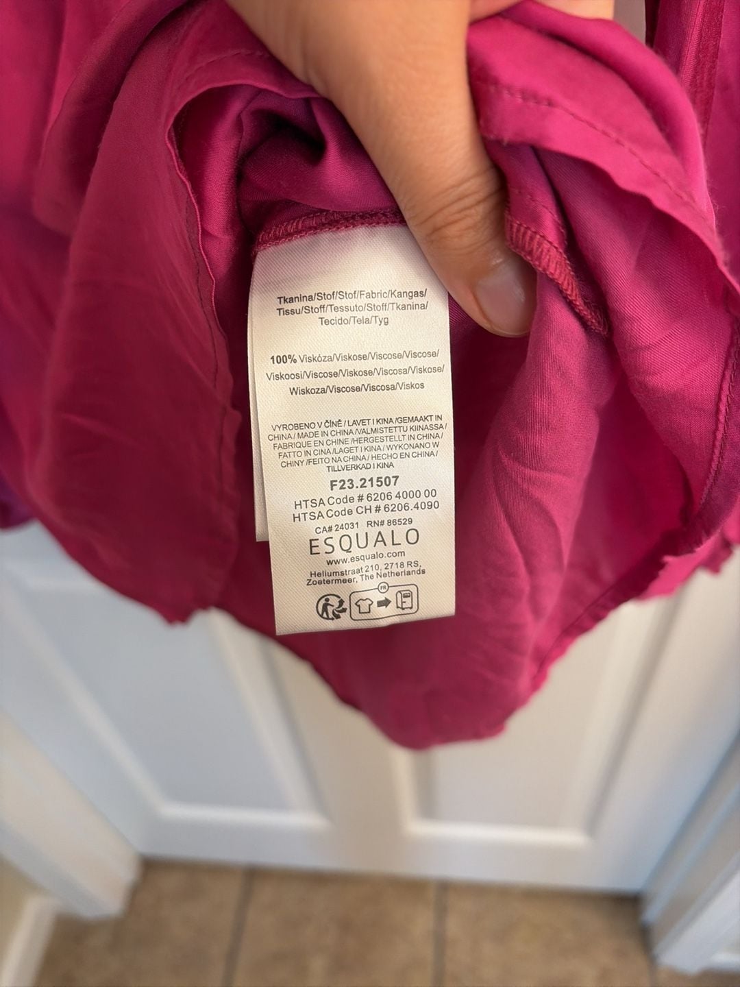 Esqualo Lafayette Balloon Sleeve V-Neck Satin Blouse - Fuchsia 6