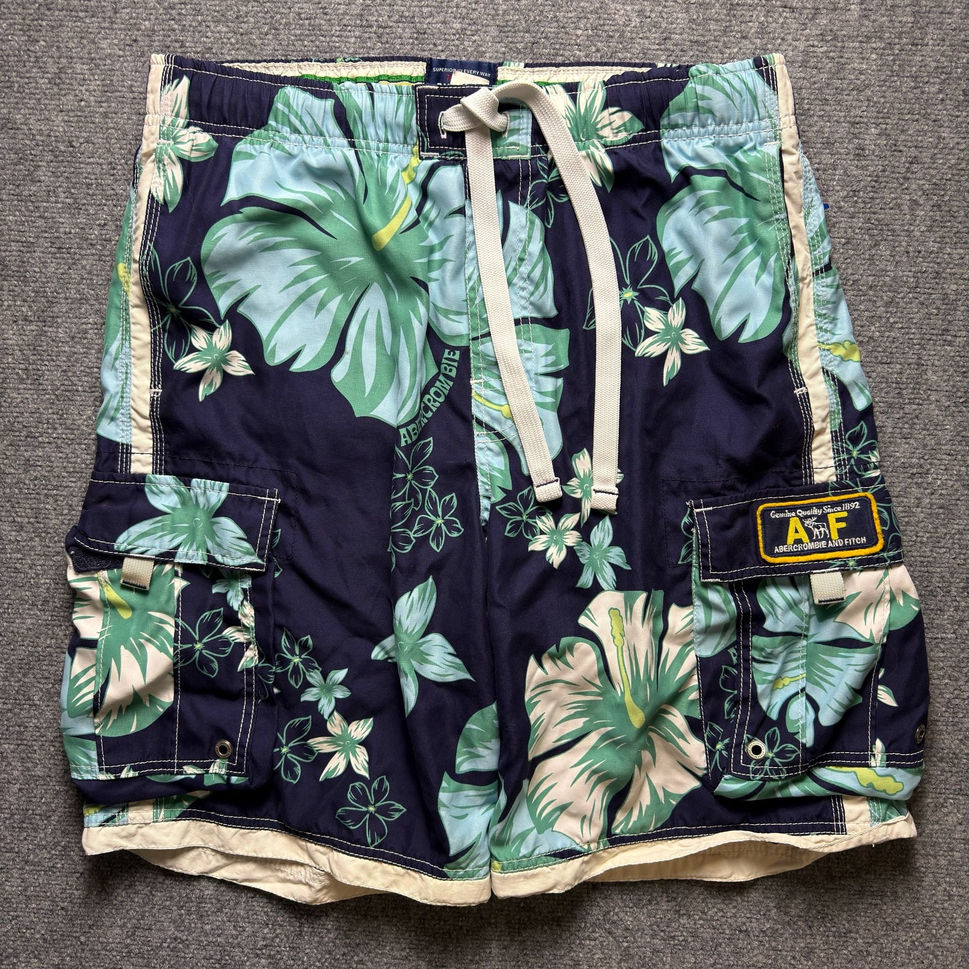 Abercrombie & Fitch Men's Floral Print Cargo Board Shorts 2