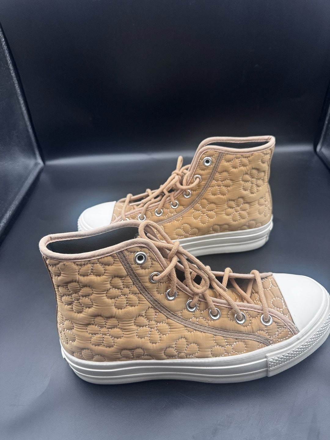 Converse Women's Chuck Taylor All Star Lift Platform High 'Quilted' Epic Dune 3