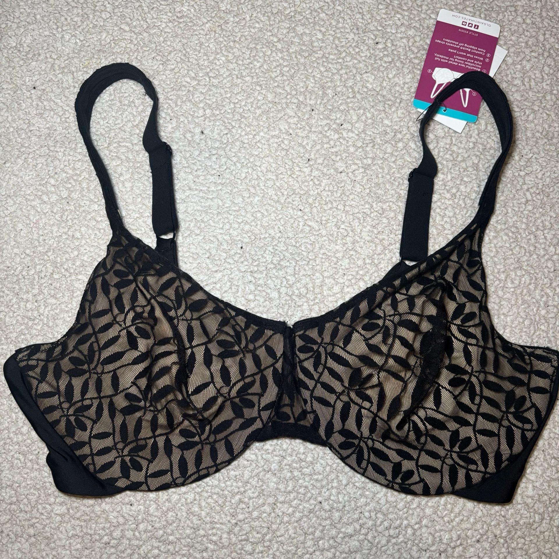 Olga by Warner's 35519 Lace Detail Underwire Bra Black Size 40D 1