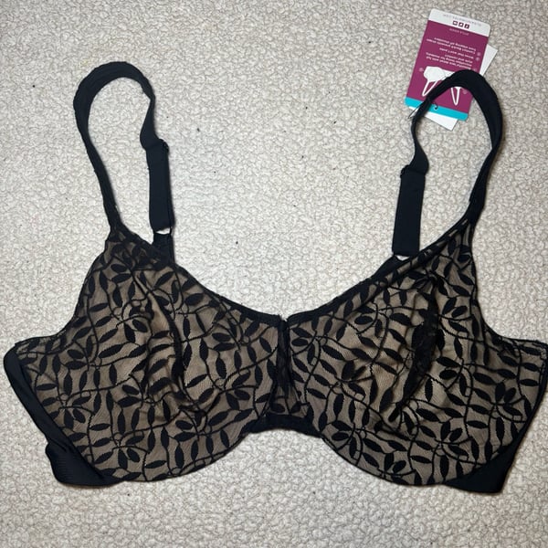 Olga by Warner's 35519 Lace Detail Underwire Bra Black Size 40D