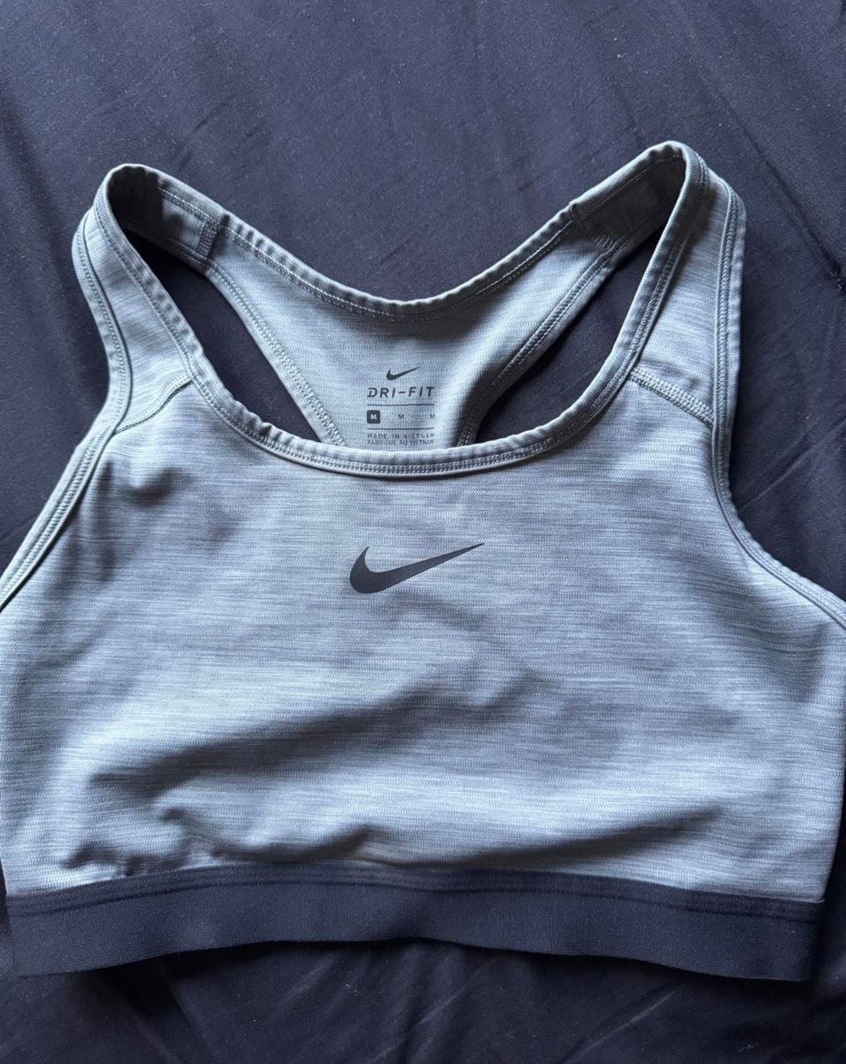 Nike Dri-FIT Women's Swoosh Racerback Sports Bra Gray Size M 2
