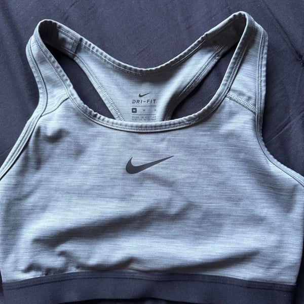Nike Dri-FIT Women's Swoosh Racerback Sports Bra Gray Size M