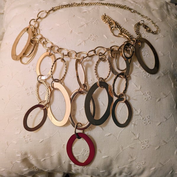 Paparazzi A Golden Spell Gold Tone Cascading Oval Link Bib Necklace