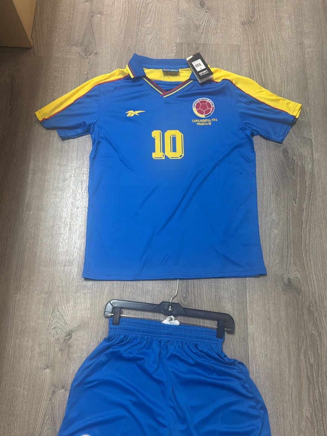 Colombia 1998 World Cup Away Jersey and Shorts Set - #10 Valderrama 11
