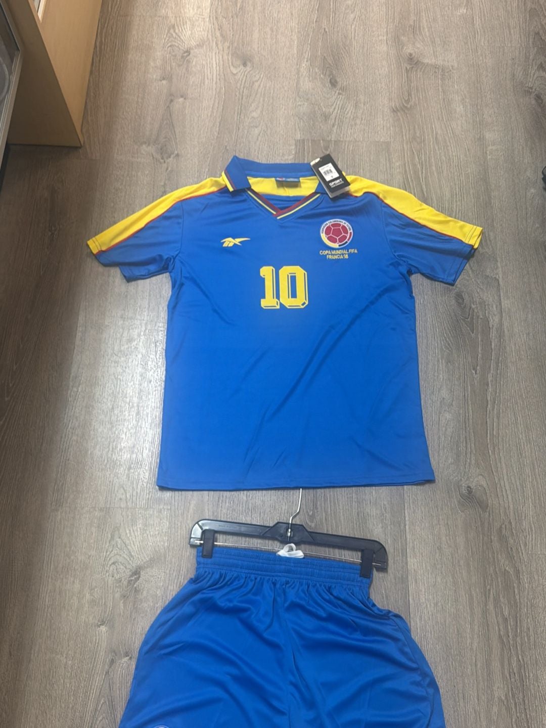 Colombia 1998 World Cup Away Jersey and Shorts Set - #10 Valderrama 12