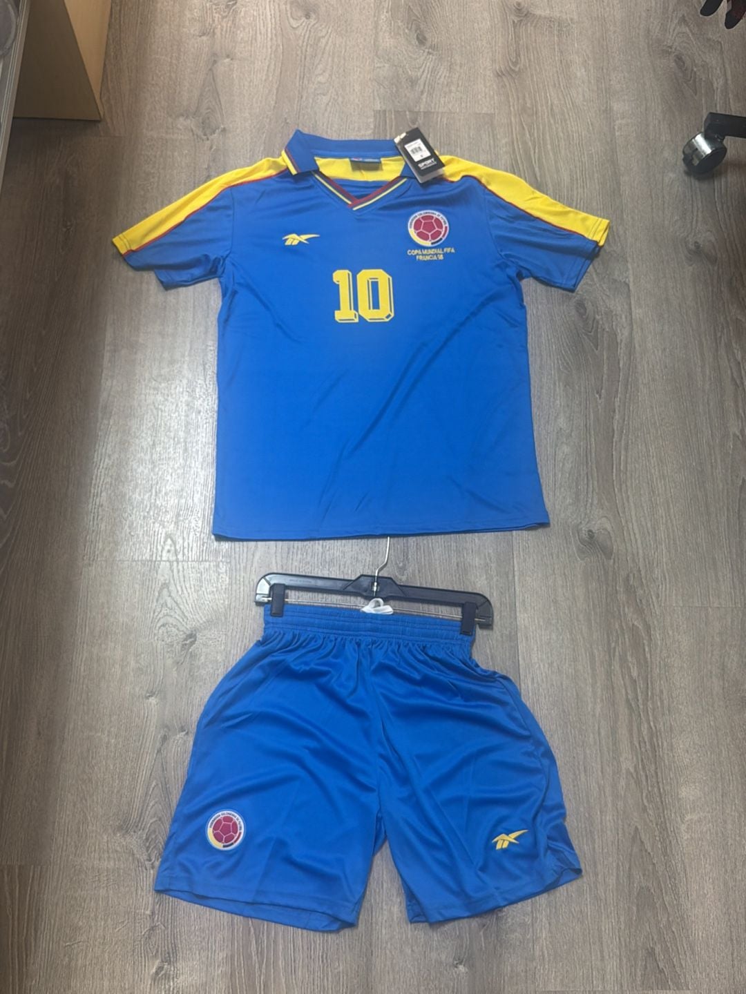 Colombia 1998 World Cup Away Jersey and Shorts Set - #10 Valderrama 14