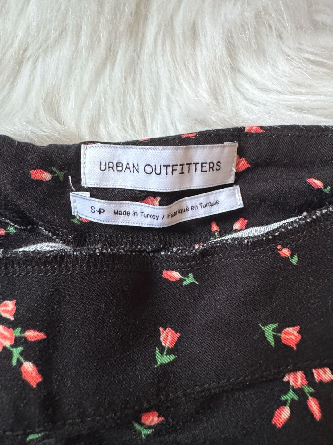 Urban Outfitters Size S Black Floral Print Ruffle Wrap Mini Skirt 6