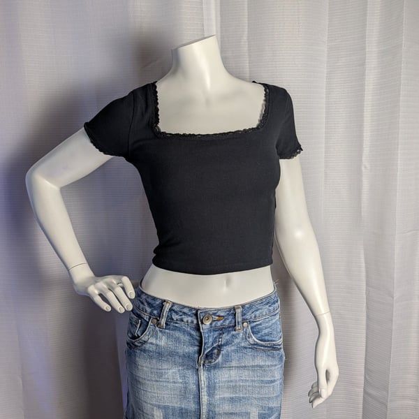 Hollister Must-Have Collection Black Square Neck Lace Trim Baby Tee