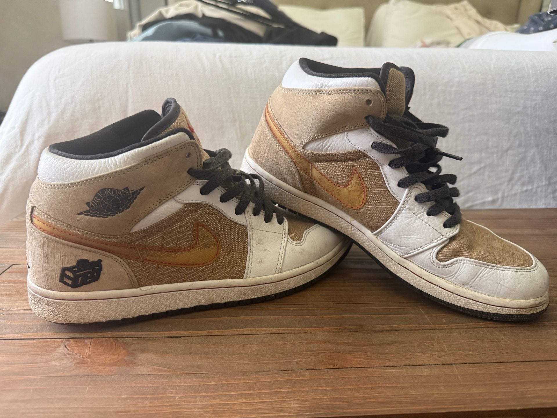 Nike Air Jordan 1 Retro 'Father's Day' Tweed Sneakers (2008) 2