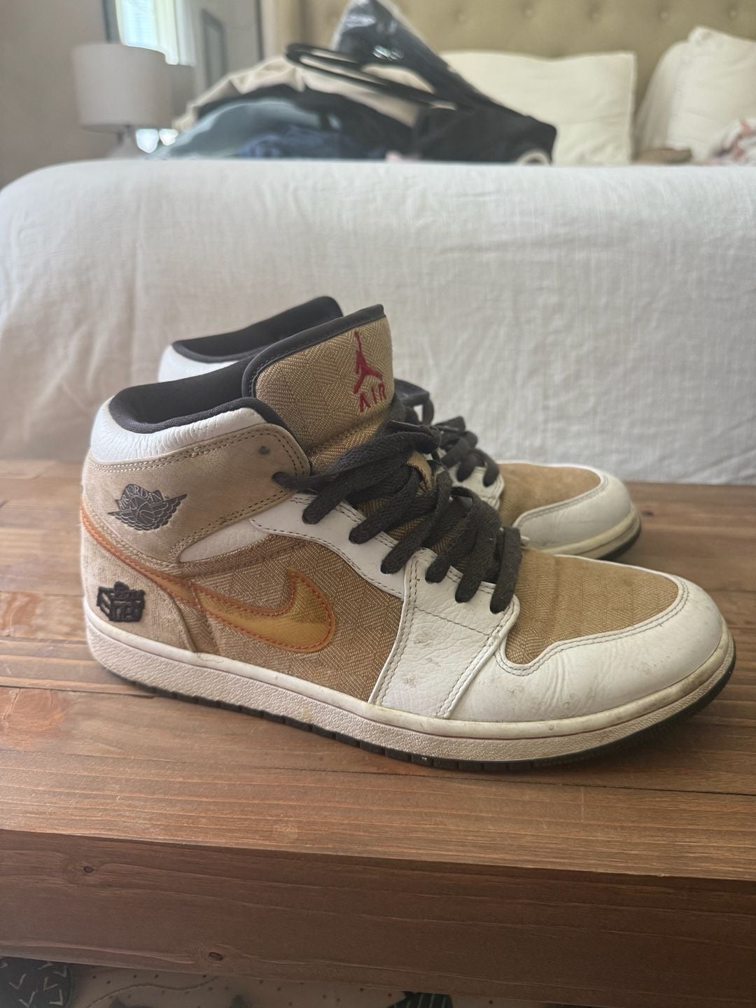 Nike Air Jordan 1 Retro 'Father's Day' Tweed Sneakers (2008) 3