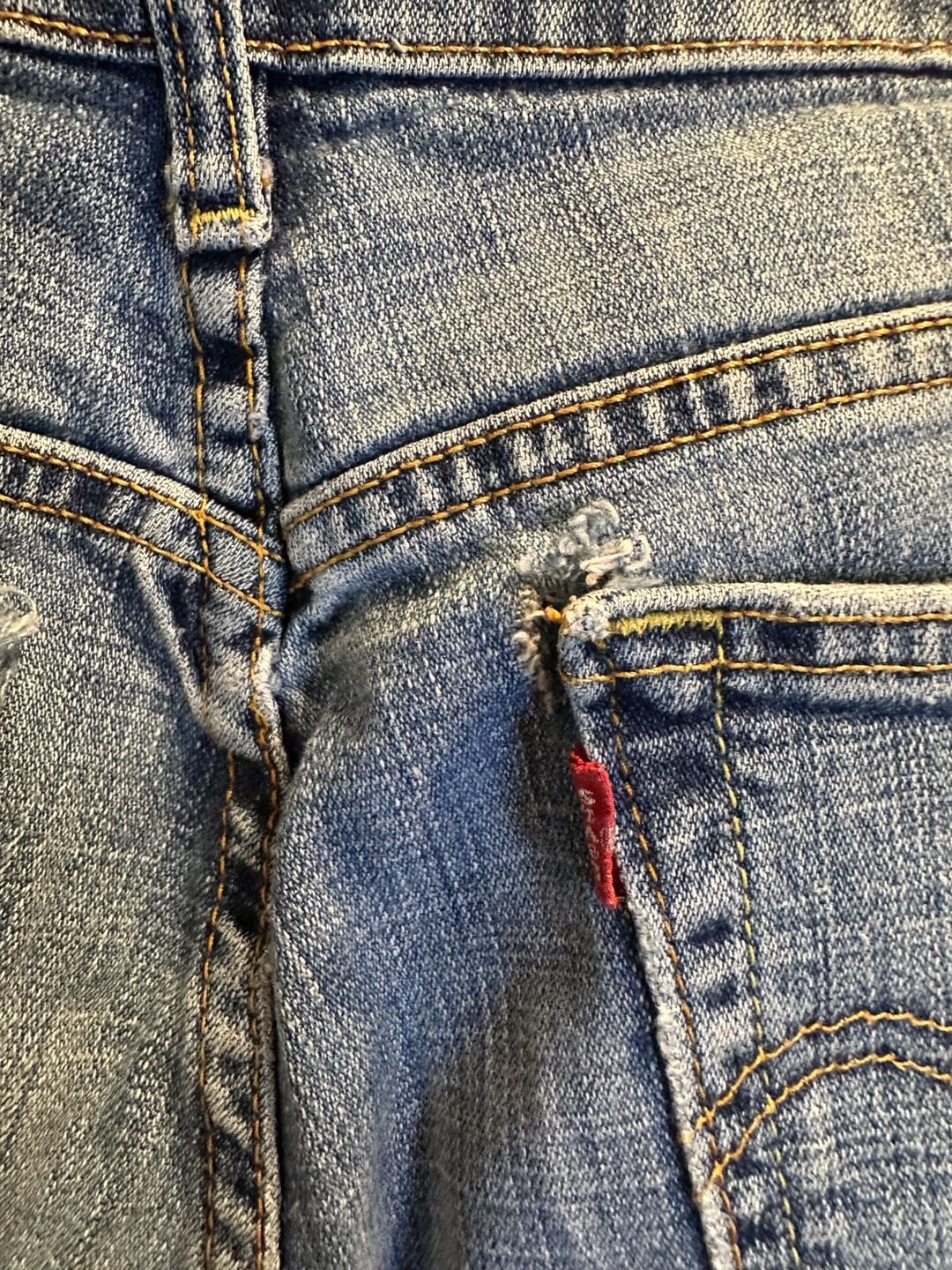 Levi Strauss & Co. Women's Distressed Mid-Rise Straight Leg Jeans 7