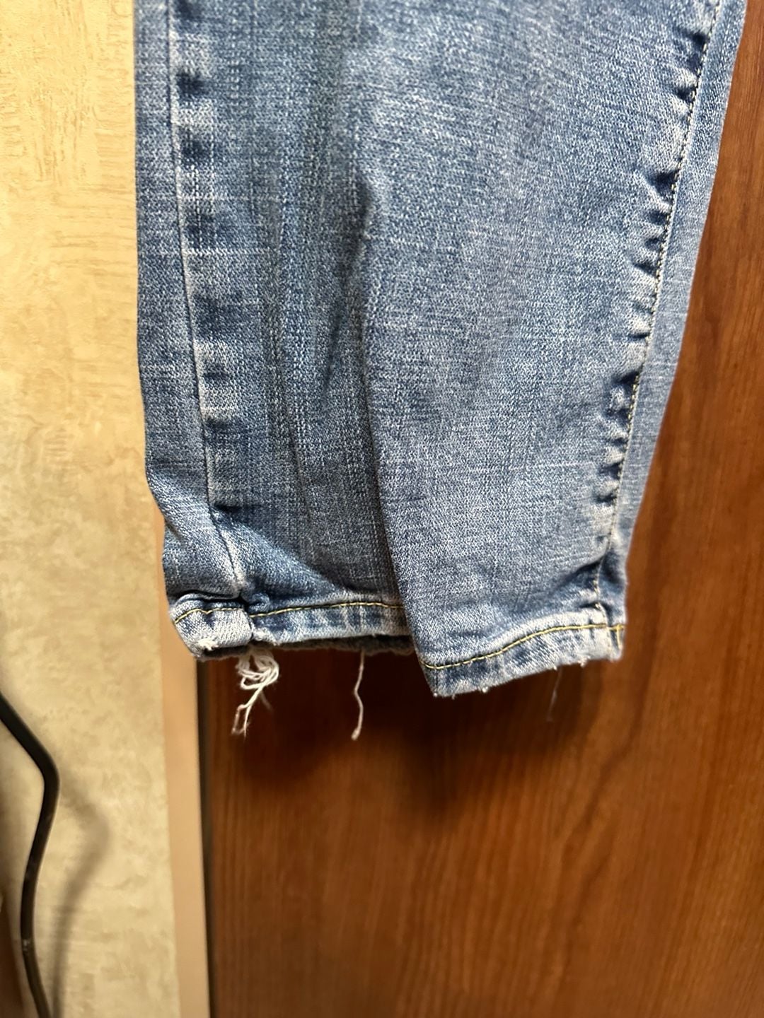 Levi Strauss & Co. Women's Distressed Mid-Rise Straight Leg Jeans 8