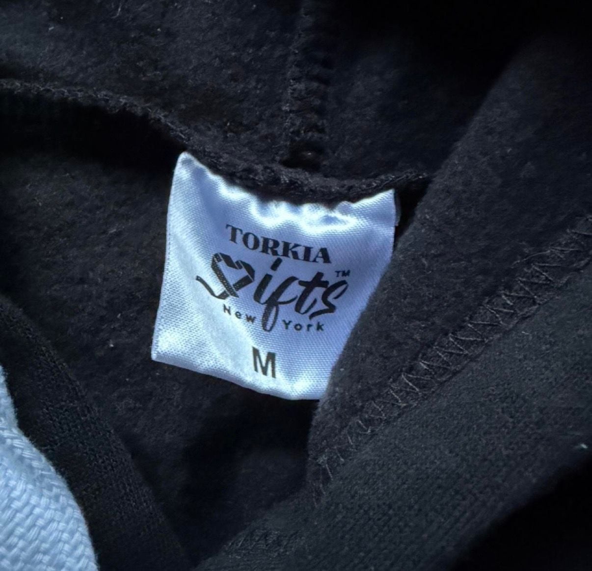 Torkia Gifts New York Cropped Hoodie with Striped Hem 3
