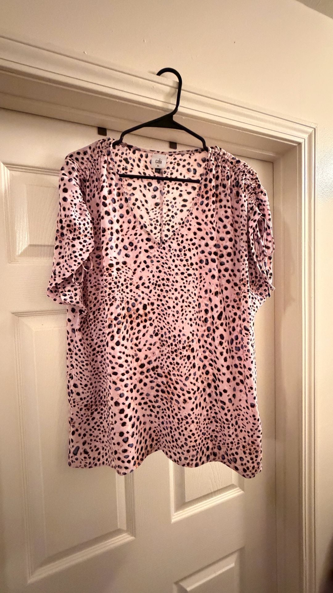 Cabi Seaside Top #5980 in Pink Leopard Animal Print 2