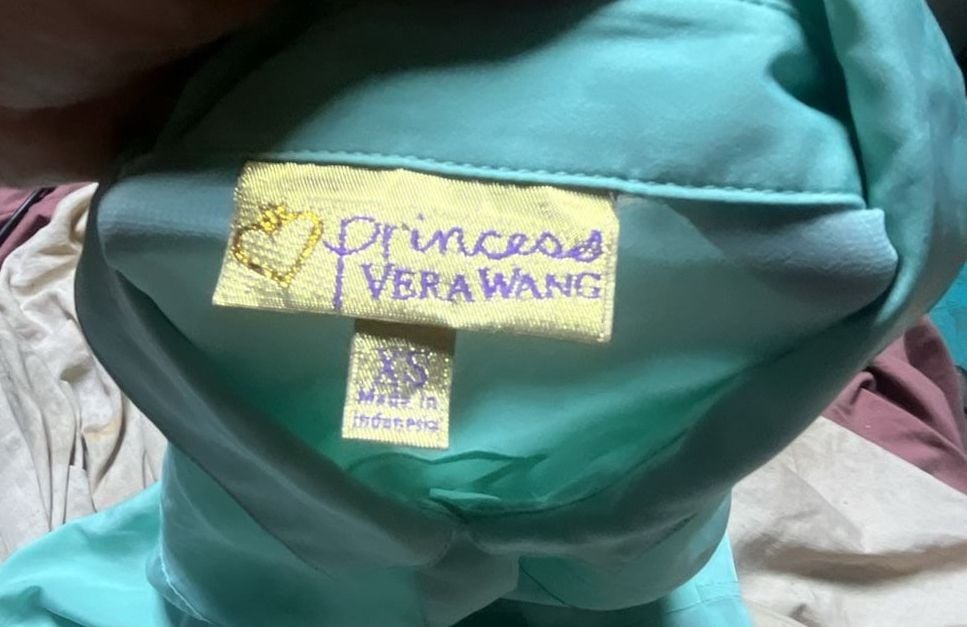 Princess Vera Wang Mint Green Sleeveless Button-Up Blouse 2
