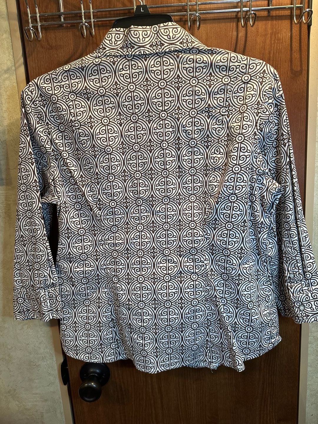 G.H. Bass & Co. Women's Stretch Brown and White Geometric Print Button-Down Shirt 3