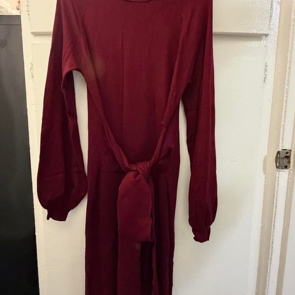 Fashion Nova Burgundy Long Sleeve Knit Tunic Sweater with Waist Tie