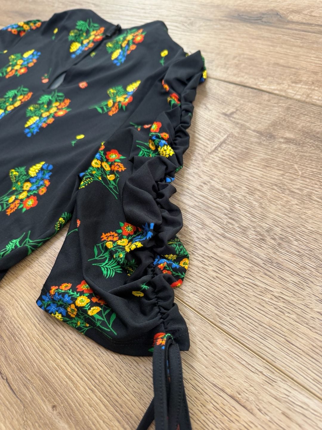 ASOS Black Floral Print Maxi Dress Ruched Tie Sleeves Front Slit Size US 4 15