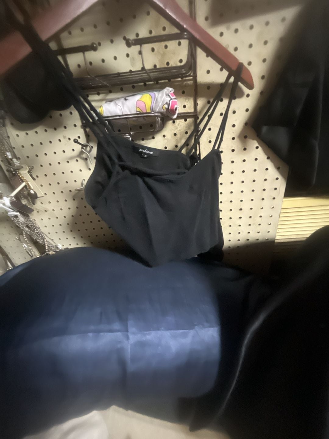 Arbiance Black Spaghetti Strap Crop Tank Top 1