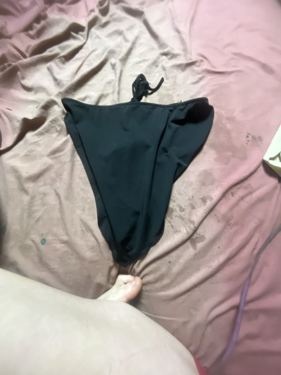 Black Triangle Tie-Back Halter Crop Top 1