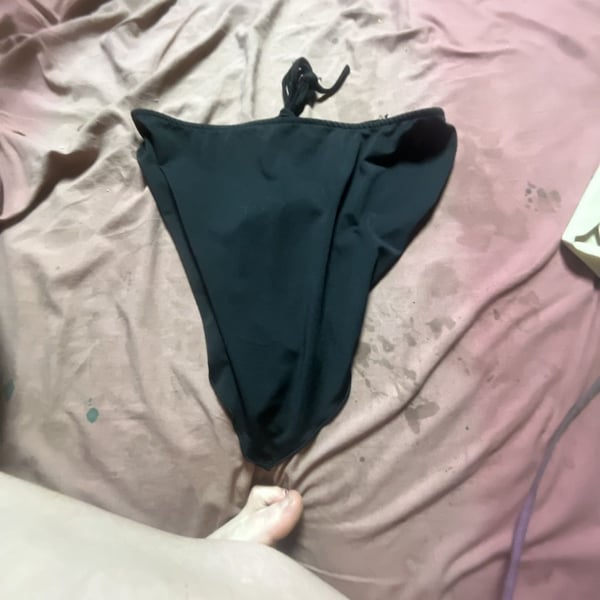 Black Triangle Tie-Back Halter Crop Top