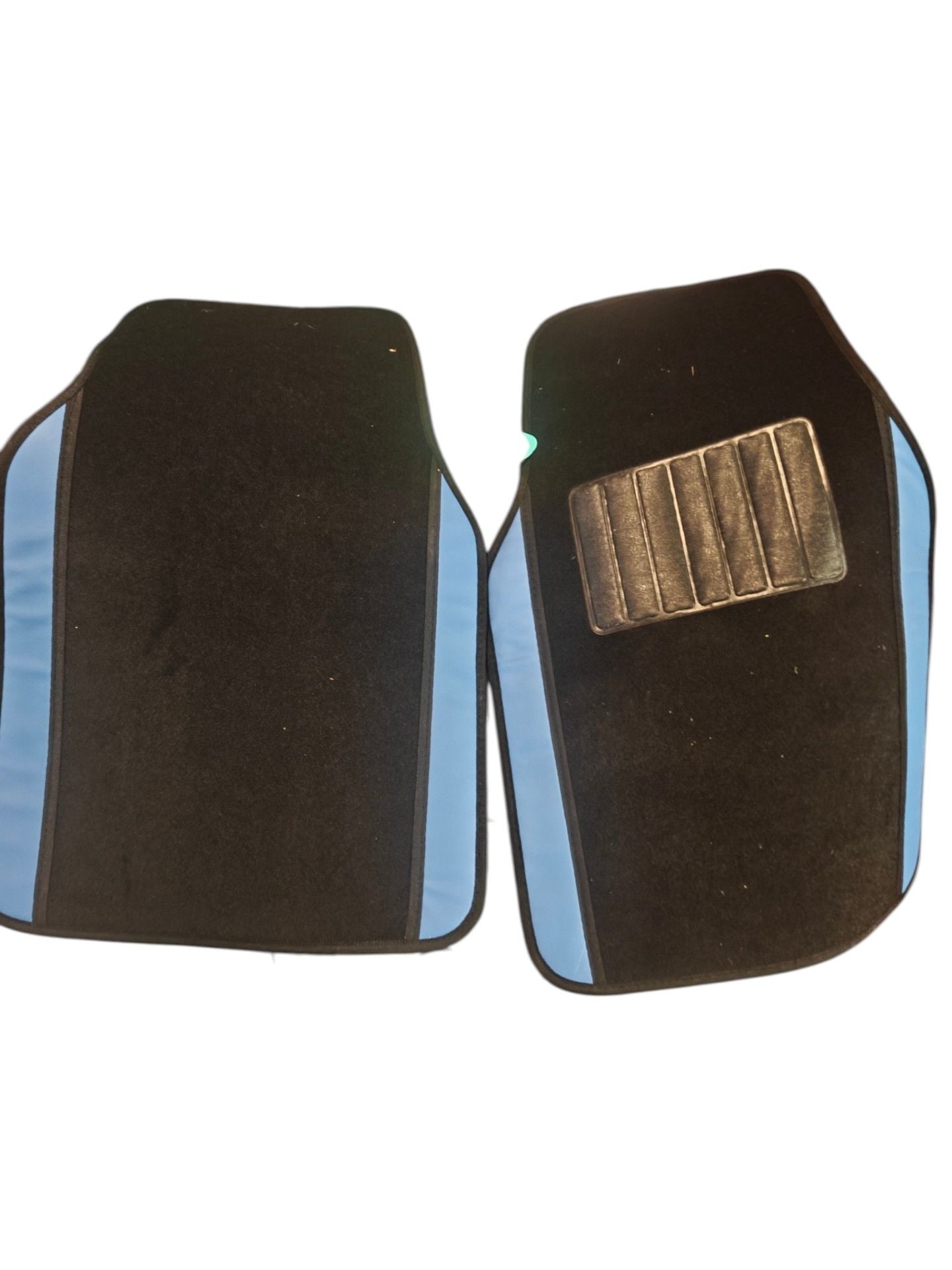 Universal Fit Automotive Carpet Floor Mats with Blue Trim and Driver Side Heel 1