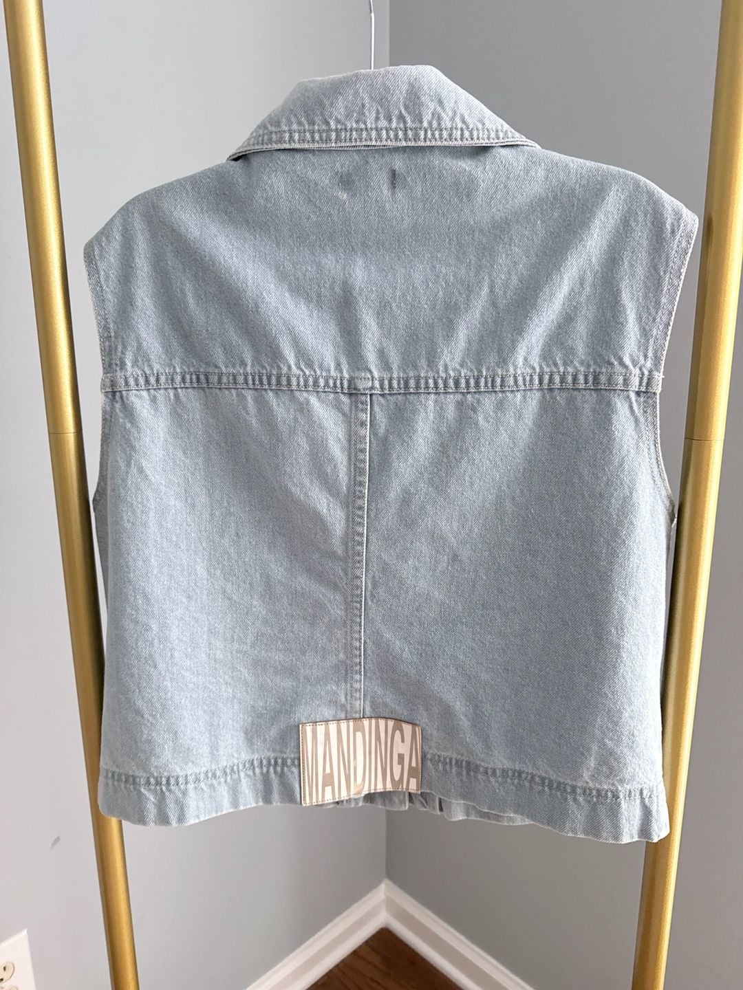 Product thumbnail 3