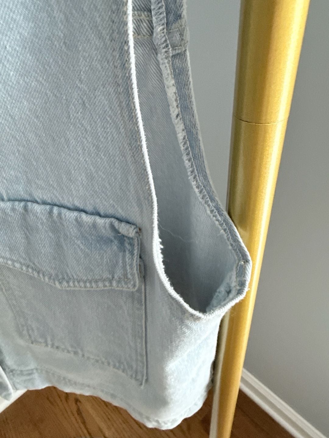 Mandinga Light Wash Sleeveless Denim Button-Down Vest 7