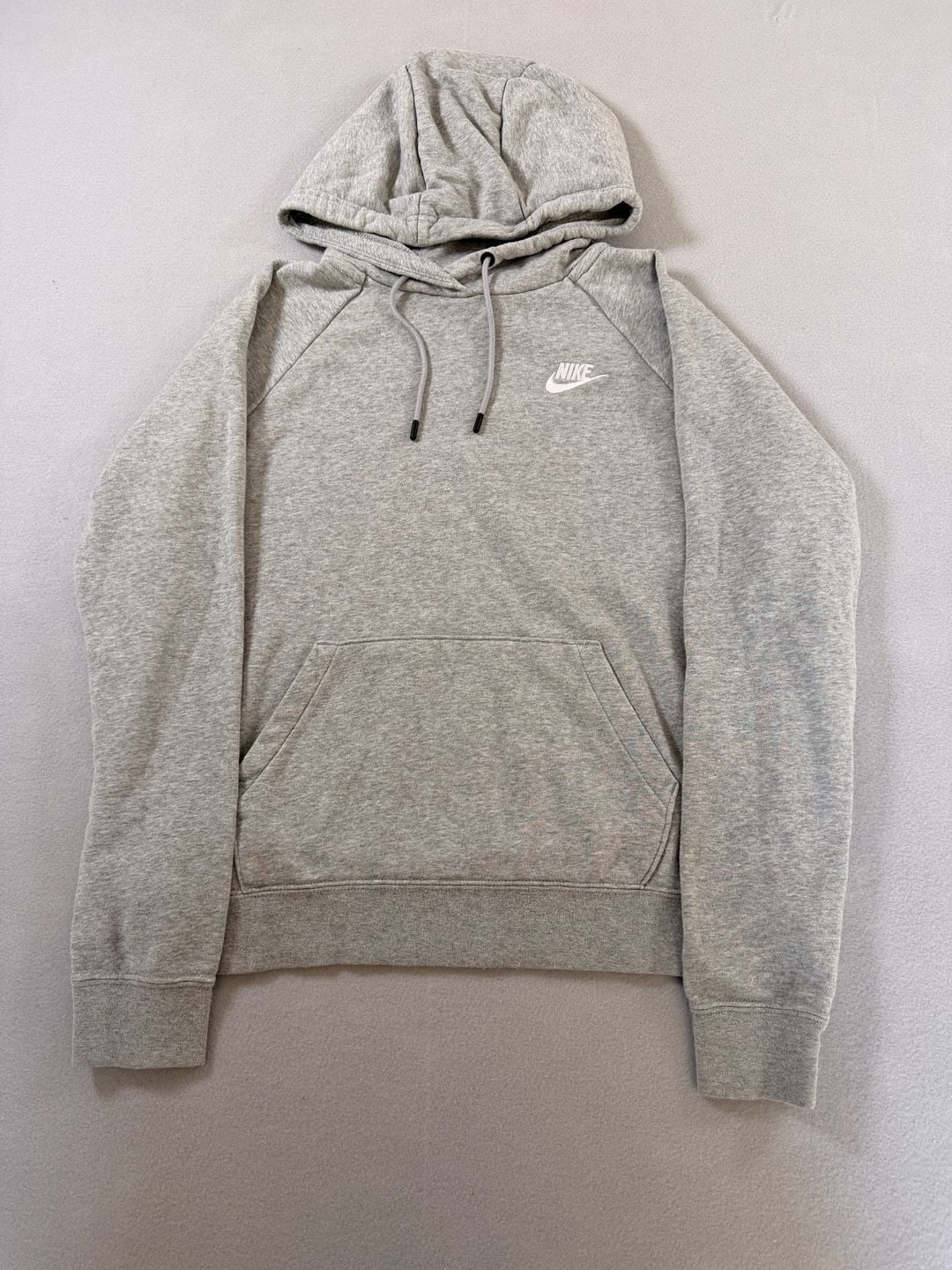 Nike Women's NSW Essential Fleece Pullover Hoodie in Grey Heather 2