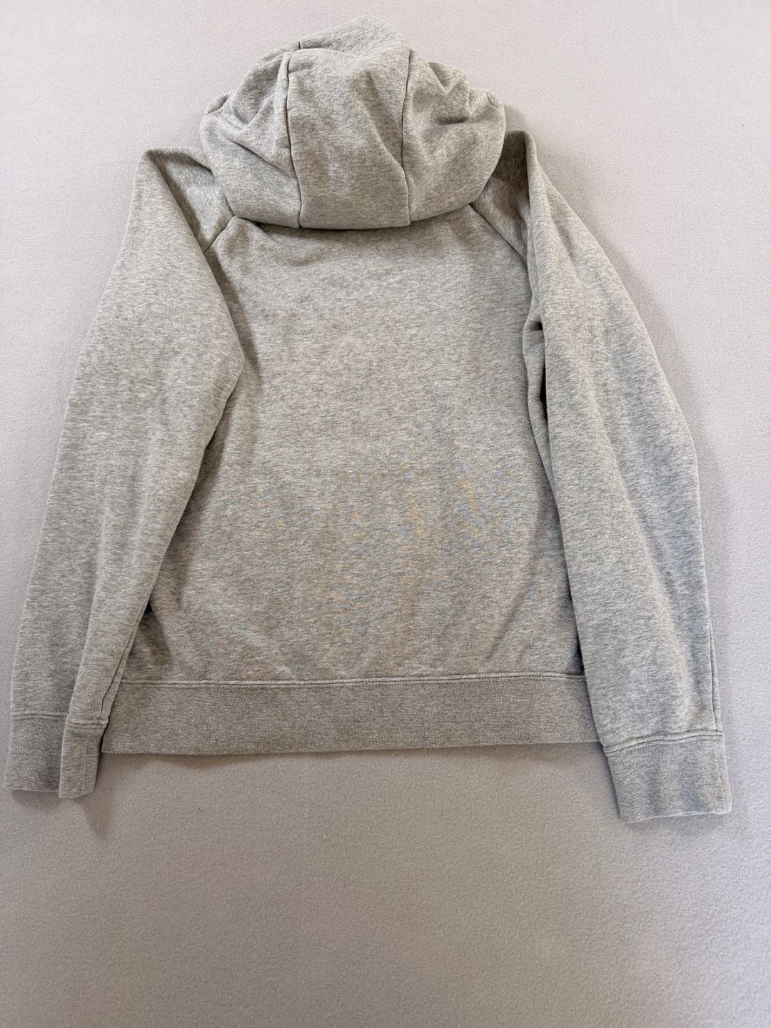 Nike Women's NSW Essential Fleece Pullover Hoodie in Grey Heather 7