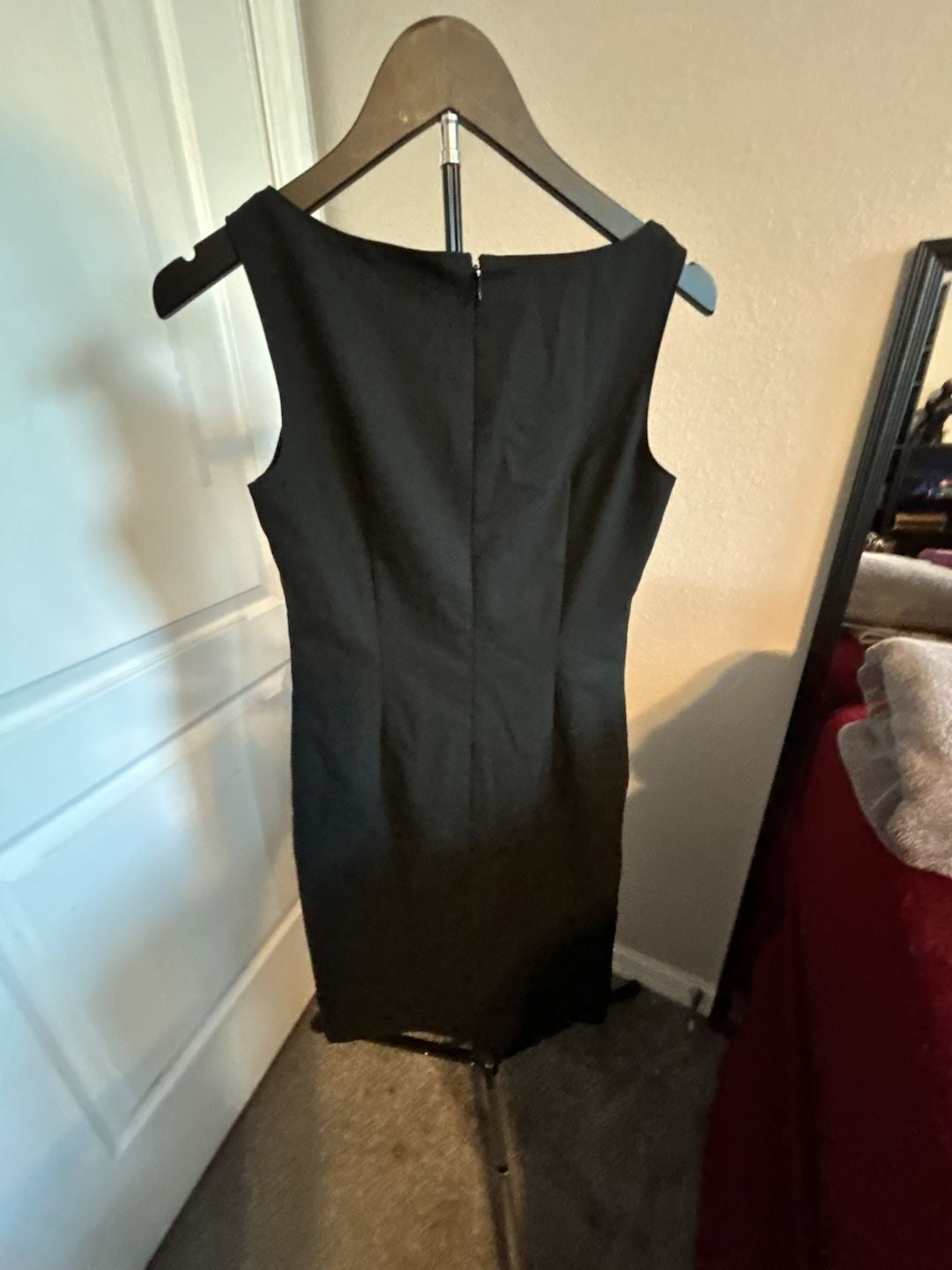 Feel and Ease Sleeveless Black Sheath Dress 3