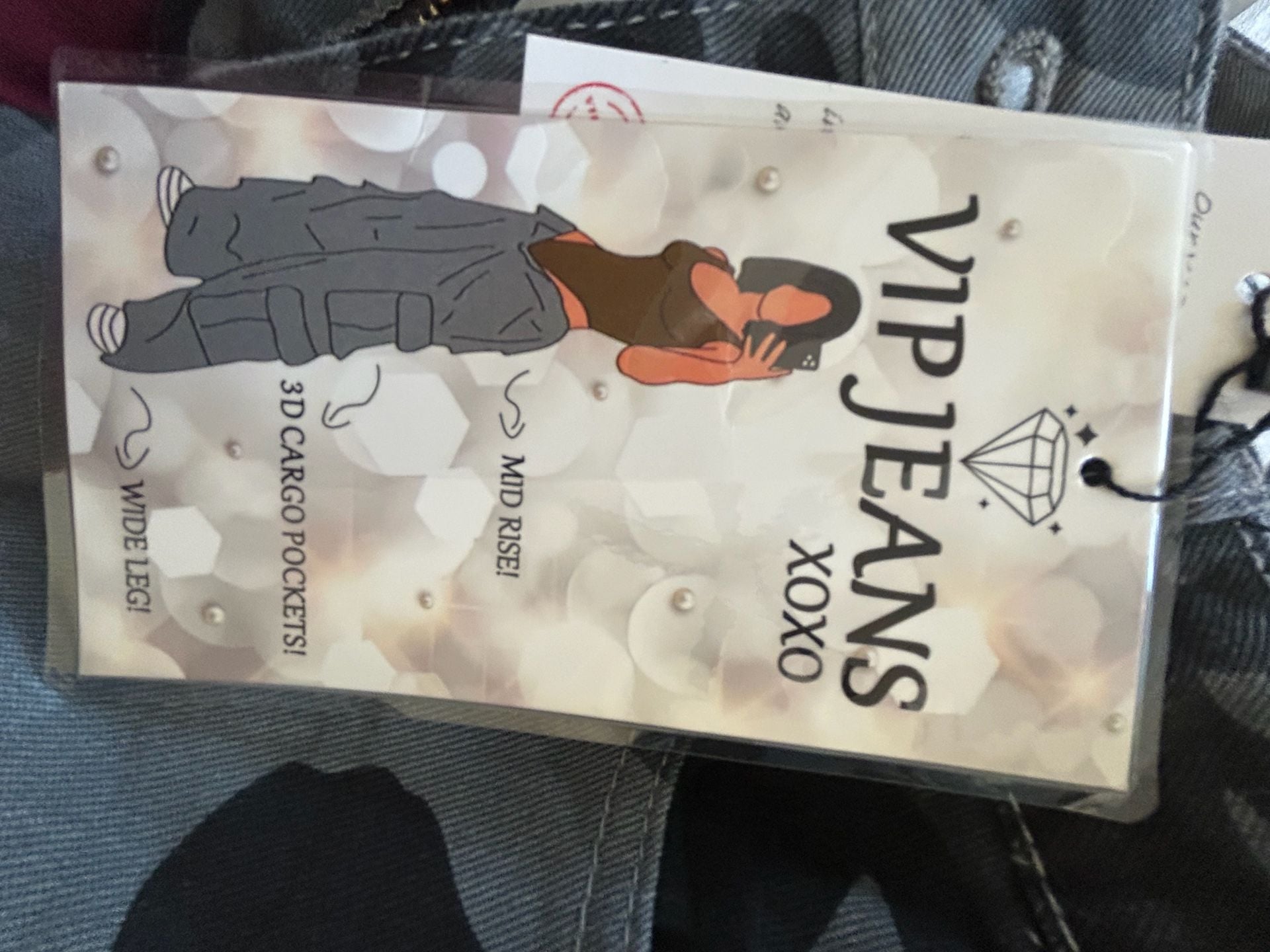 VIP Jeans Women's Mid-Rise Wide Leg 3D Cargo Pants in Grey Camo 4