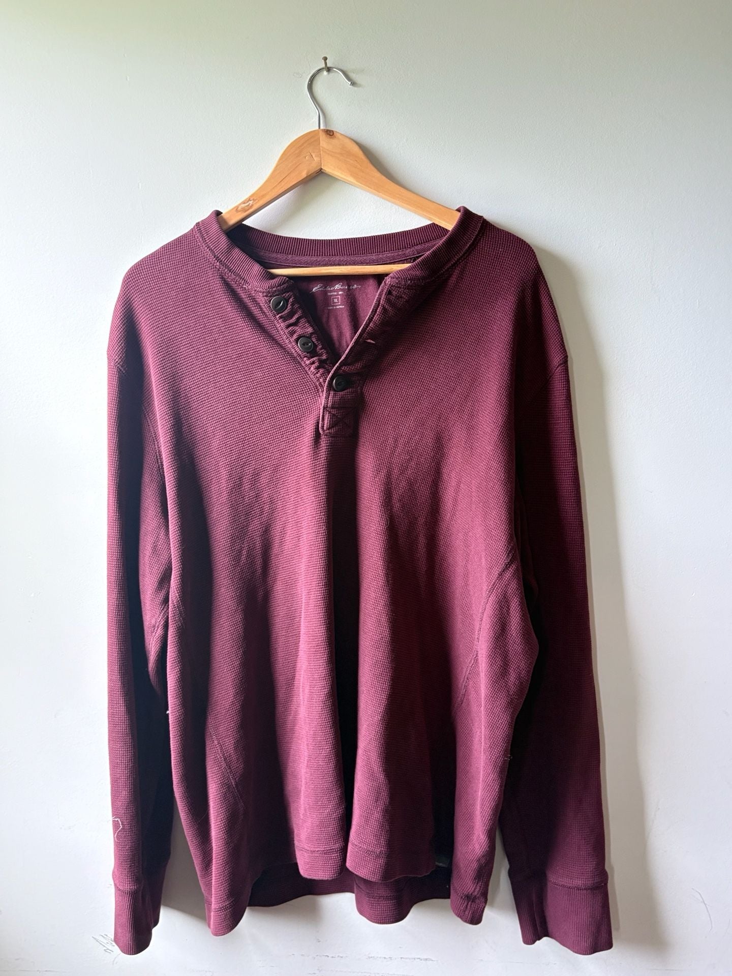 Eddie Bauer Men's Burgundy Waffle Knit Long Sleeve Thermal Henley 3