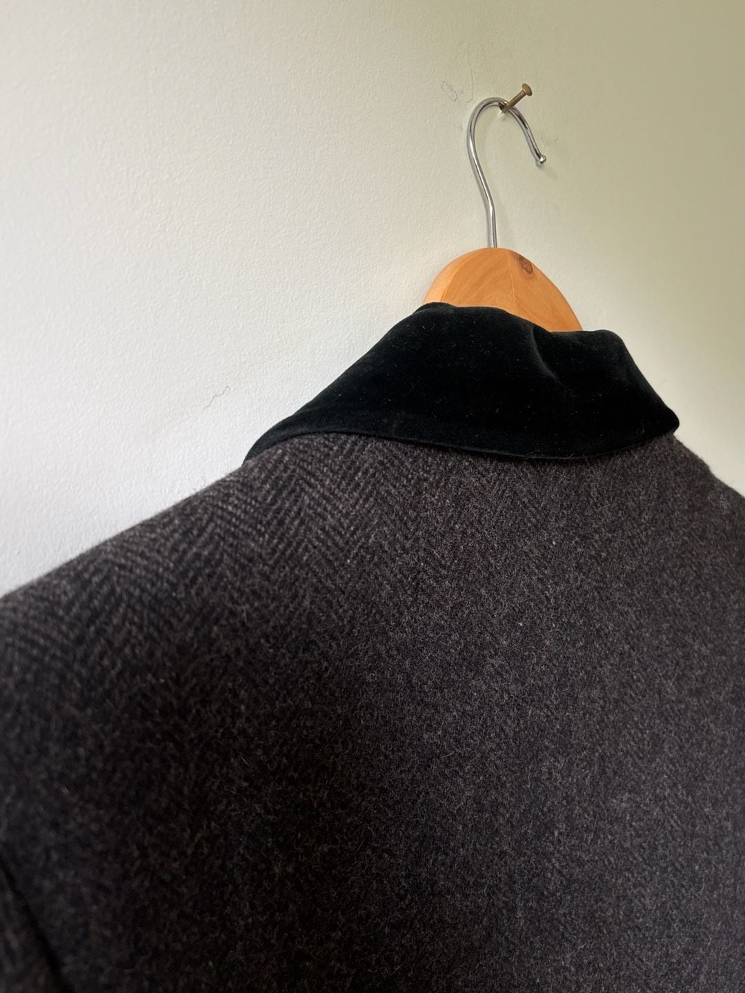 Charter Club Vintage 100% Pure Wool Double-Breasted Long Coat with Velvet Collar 9
