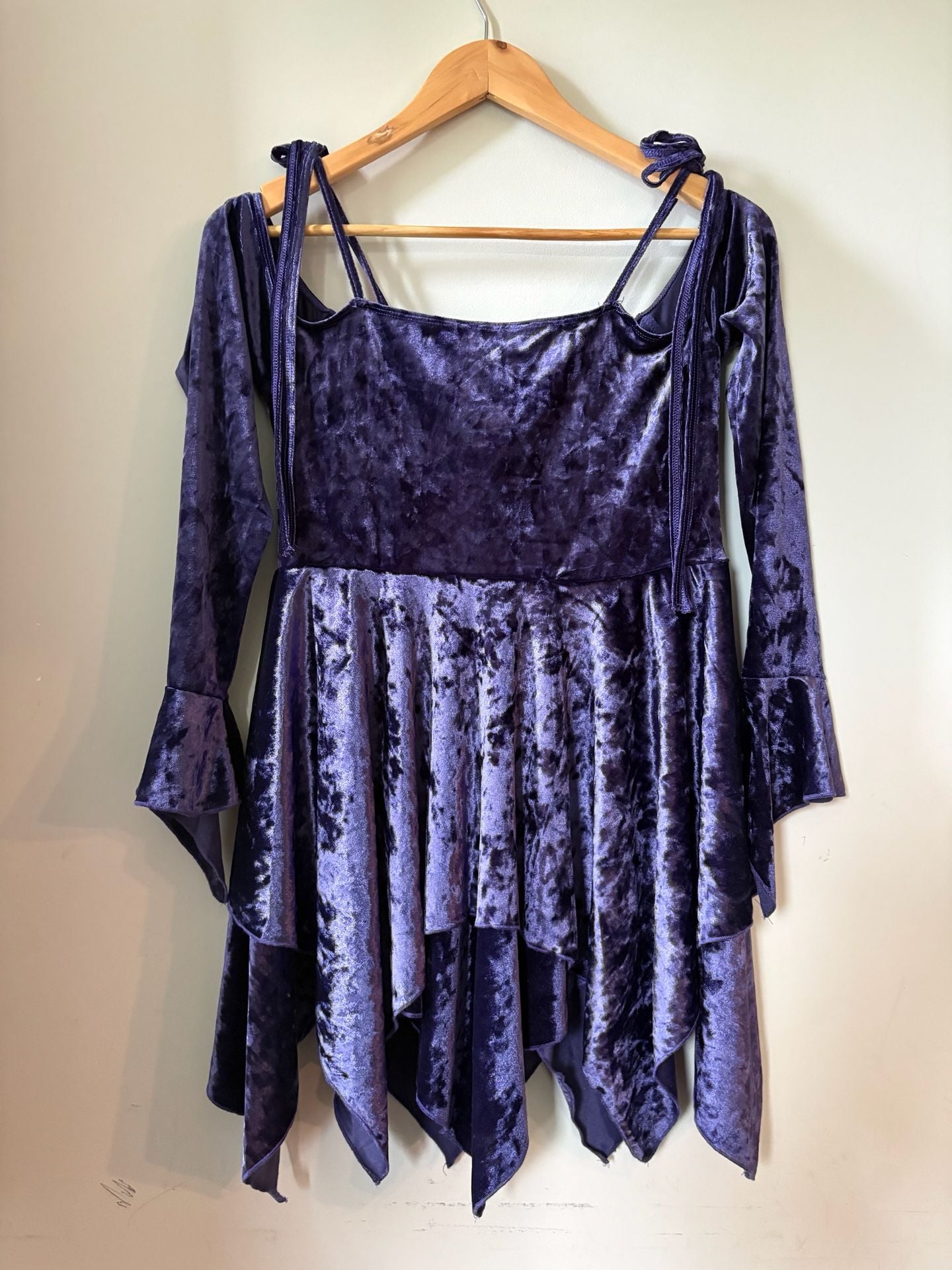 Current Mood Purple Velvet Off-The-Shoulder Handkerchief Mini Dress 8