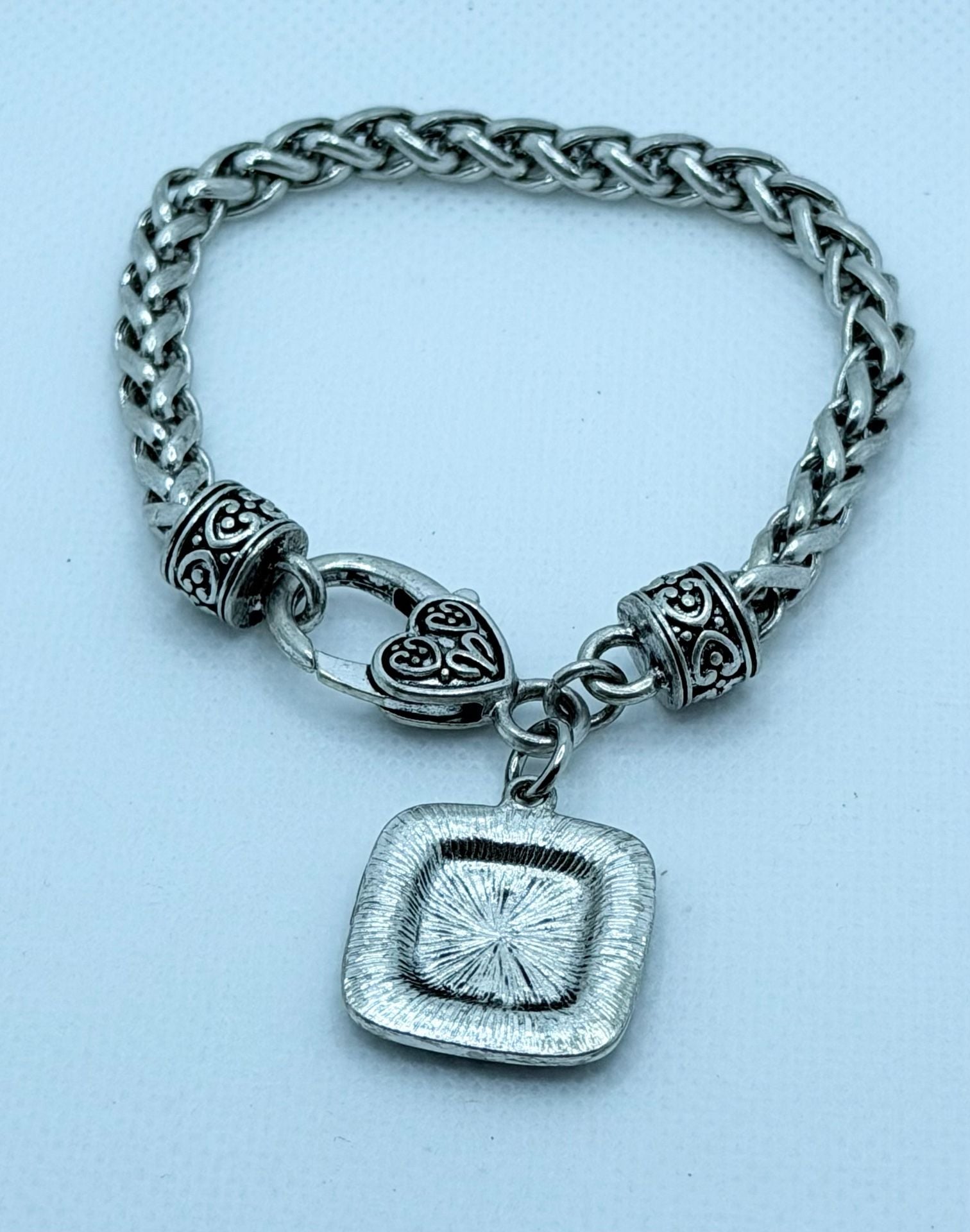 Product thumbnail 4