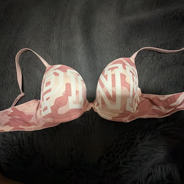 PINK Victoria's Secret Wear Everywhere Push-Up Camo Bra