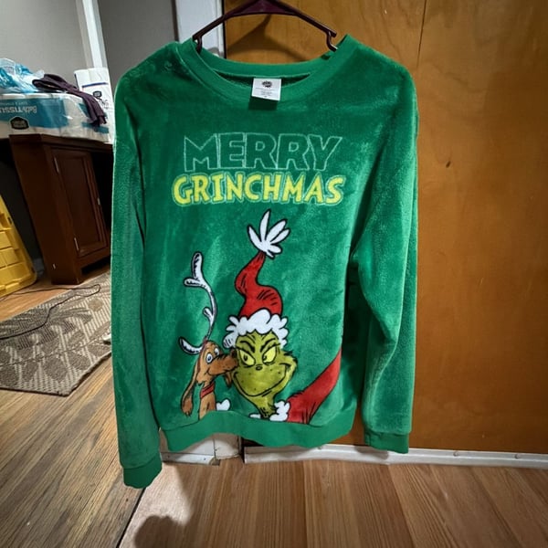 Dr. Seuss The Grinch Merry Grinchmas Plush Fleece Graphic Crewneck Sweatshirt