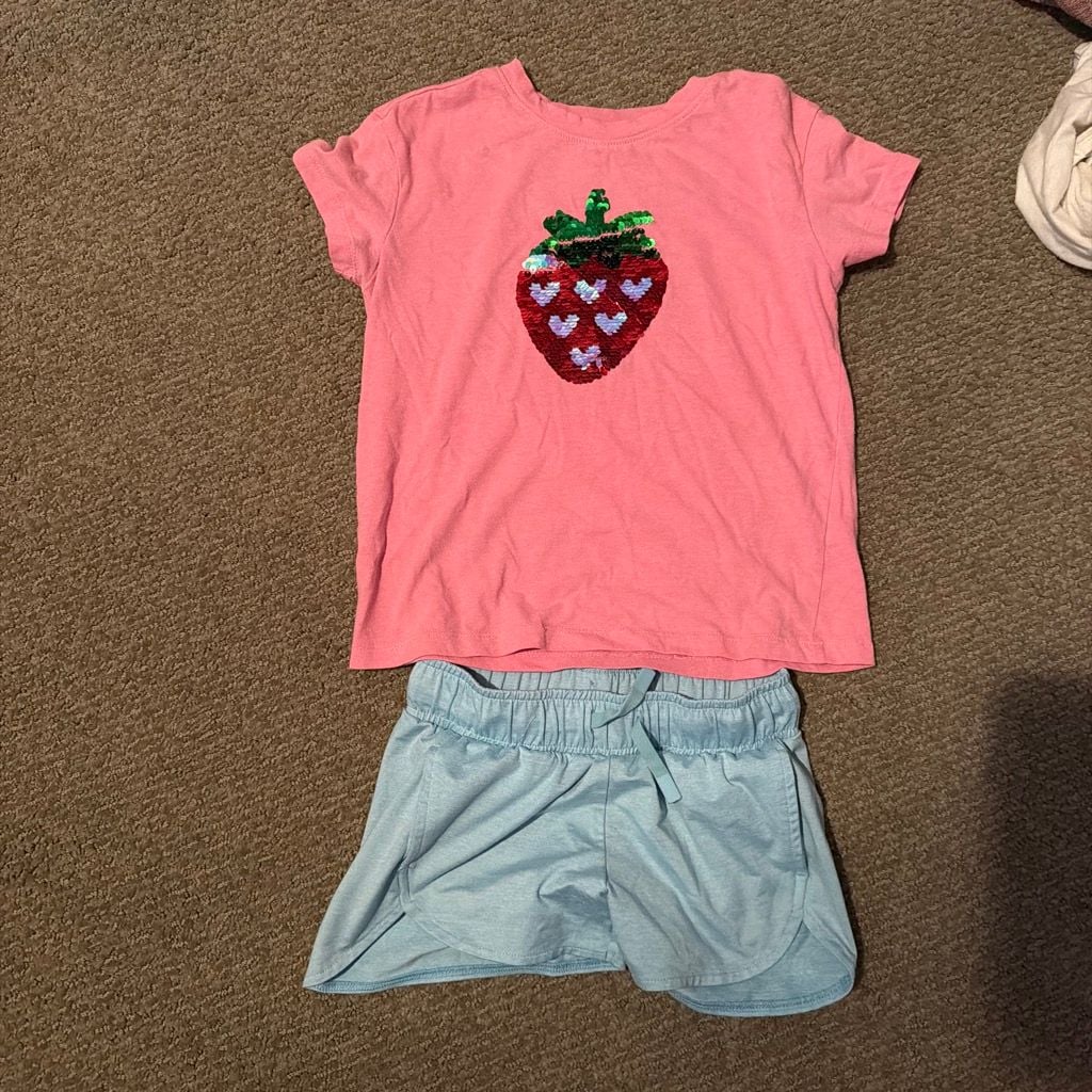 Girls' Flip Sequin Strawberry Graphic T-Shirt and Athletic Shorts Set 1